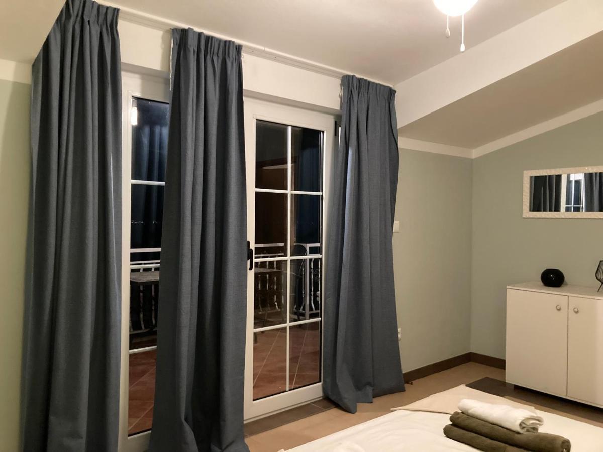 Guest House Adria ดูกีรัท ภายนอก รูปภาพ
