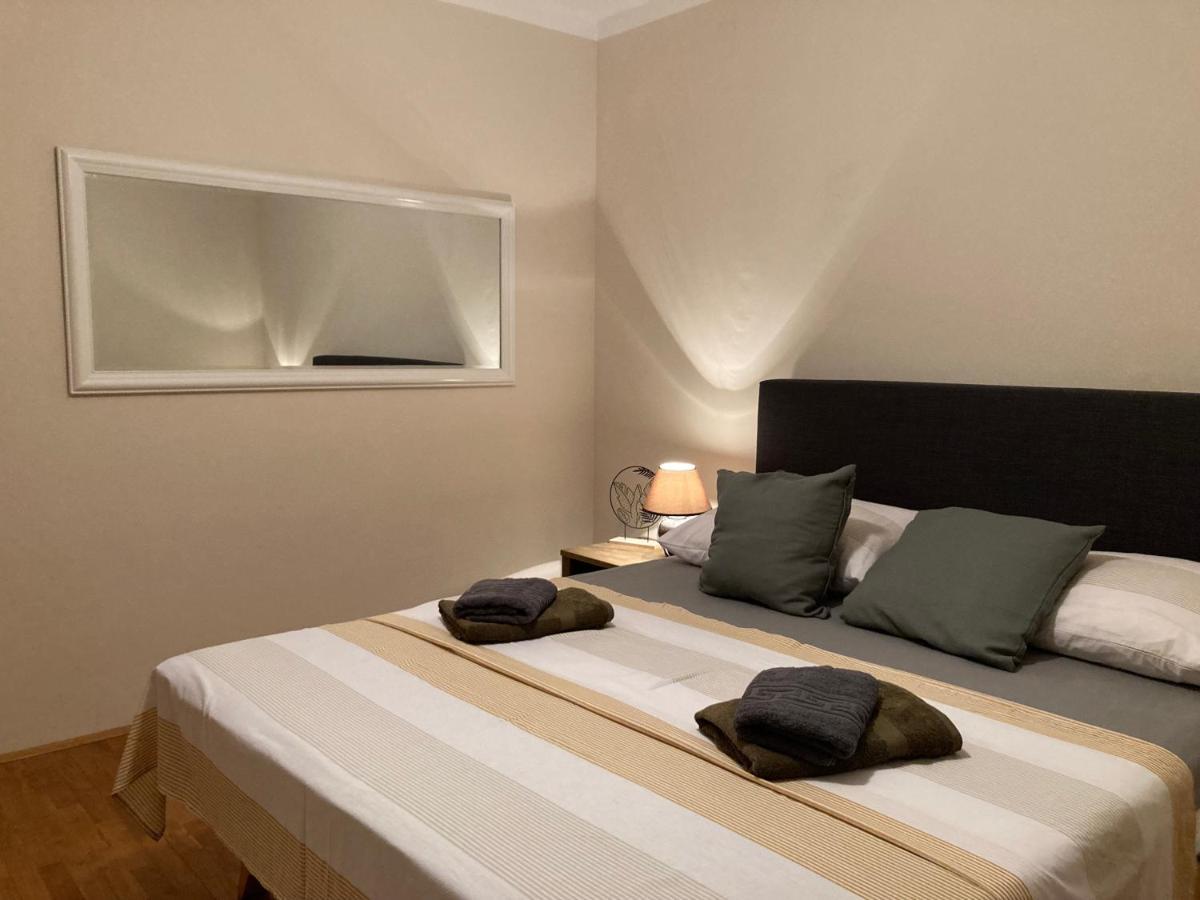 Guest House Adria ดูกีรัท ภายนอก รูปภาพ