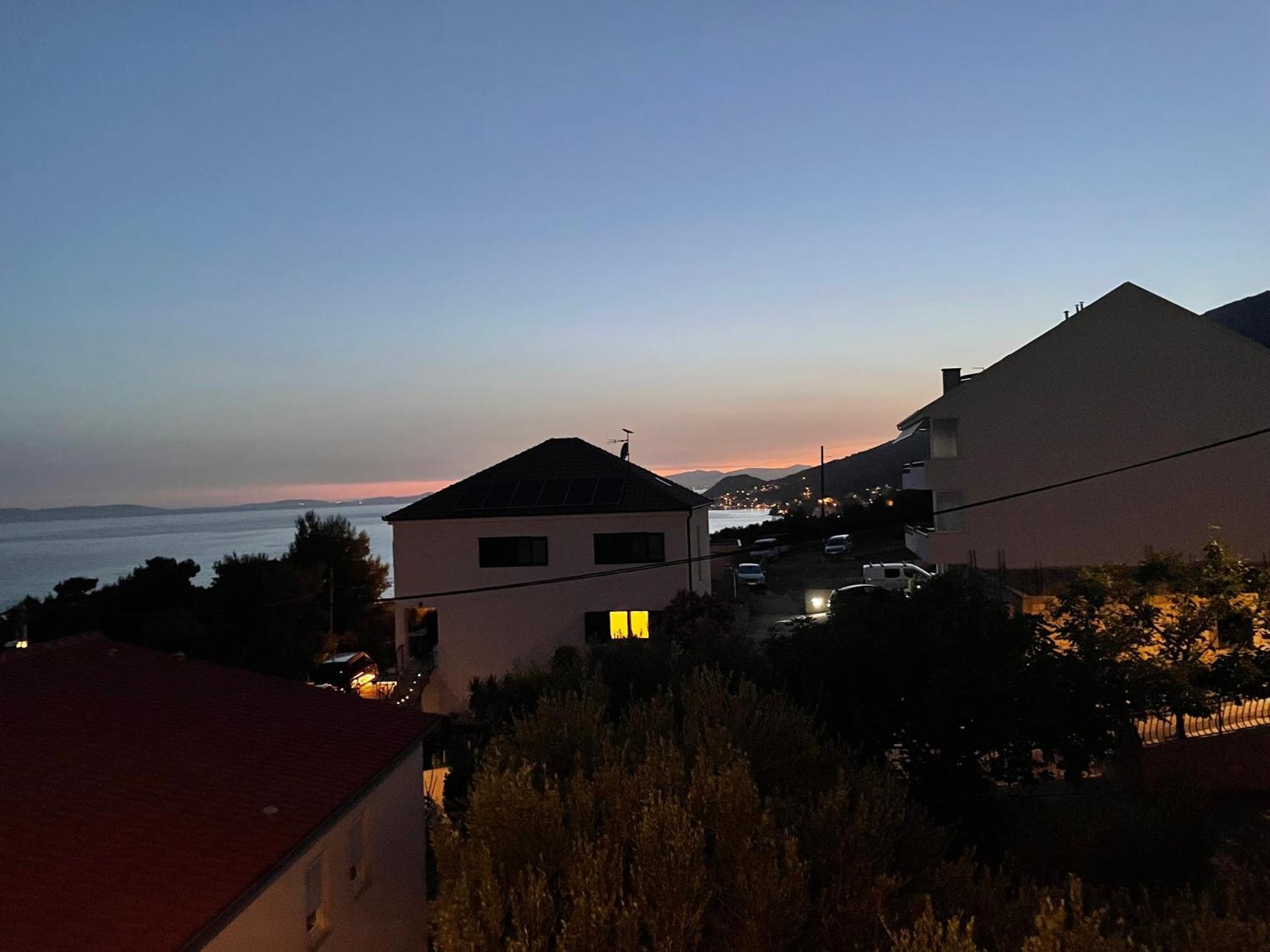 Guest House Adria ดูกีรัท ภายนอก รูปภาพ